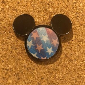 Disney: 3/$15 Mickey lenticular flag